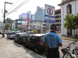 Câmara aprova projeto para implantação de estacionamento rotativo pago em Joinville