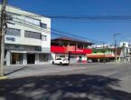 Lojas abertas na rua Santa Catarina, bairro Floresta