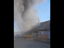 VÍDEO: Incêndio atinge residência no bairro Boehmerwald, em Joinville