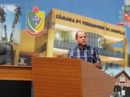 Câmara de Joinville arquiva denúncia de agressão contra Mauricinho Soares