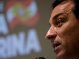 Moisés nega renúncia e crê em salvação no tribunal misto; confira entrevista