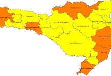 Mapa da matriz de risco para Covid-19. Região de Joinville ficou em nível alto