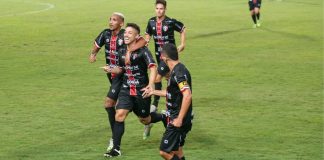 JEC vence São Caetano por 2 a 0 e sobe momentaneamente à vice-liderança do grupo da Série D