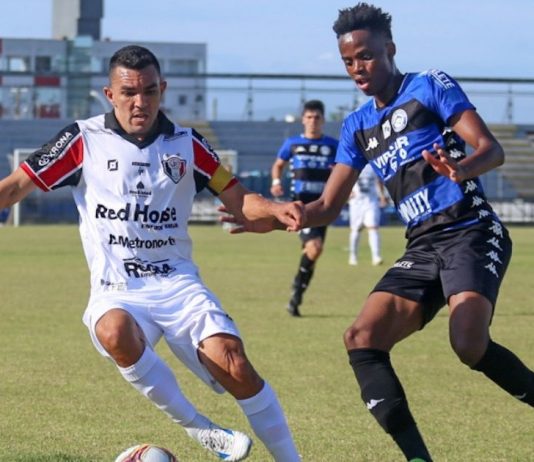 Tubarão e Joinville se enfrentaram pela nona rodada, no Domingos Silveira Gonzales