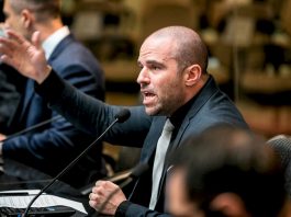 Deputado catarinense quer proibir obrigatoriedade da vacina contra Covid-19