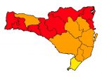Covid-19: Joinville continua em risco gravíssimo em matriz do Estado
