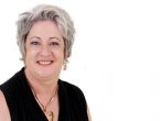 Primeira mulher eleita para a presidência da Fampesc é de Joinville