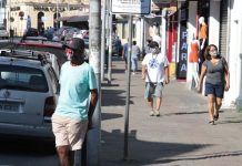 Covid-19: governo de Santa Catarina libera comércio no fim de semana em novo decreto