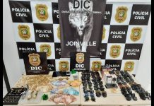 Polícia prende um dos suspeitos de assalto em shopping de Joinville