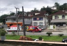 Criança de sete anos fica ferida após ser atropelada por um carro no bairro Costa e Silva