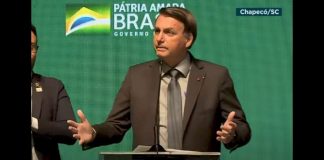 Em Chapecó, Bolsonaro defende tratamento imediato e critica lockdown