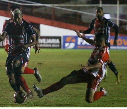 Hercílio Luz e JEC se enfrentaram na rodada final da primeira fase do Catarinense 2021