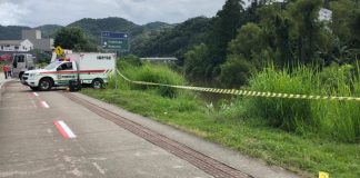 Jovem cai com carro no rio e morre no Vale do Itajaí