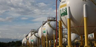 Petrobras reduz preços da gasolina e do diesel nas refinarias