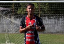 JEC apresenta novo atacante; conheça o jogador