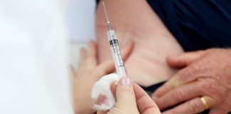 Prefeitura de Joinville inicia vacinação de puérperas