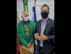 VÍDEO – Prefeito entrega a Luciano Hang alvará de construção de Havan no Aventureiro VÍDEO - Prefeito entrega à Luciano Hang alvará de construção de Havan no Aventureiro