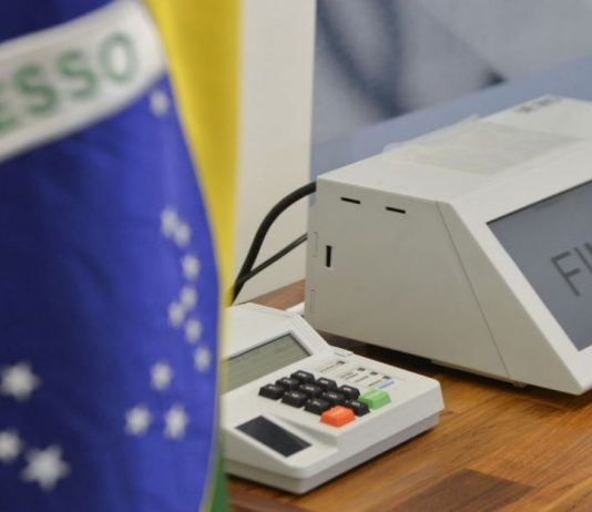 Deputado federal de Joinville apresenta projeto com mudanças em pesquisas eleitorais