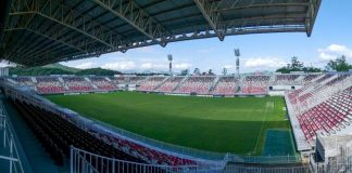 Foto panonrâmica do estádio do Joinville Esporte Clube