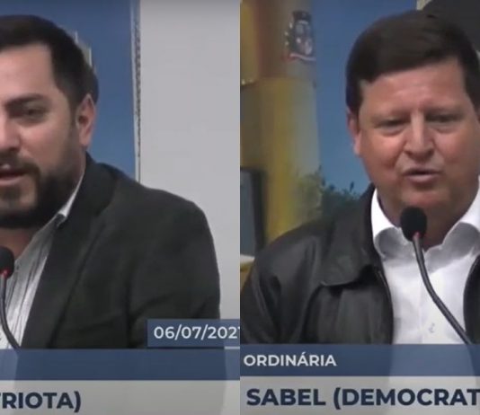 Vereadores convidam prefeito de Joinville a deixar partido Novo