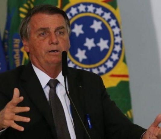 Nada certo: PL anuncia adiamento da filiação de Bolsonaro; presidente diz que ainda tem “muito a conversar”