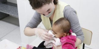 Programa garante aleitamento materno para bebês em CEIs de Joinville