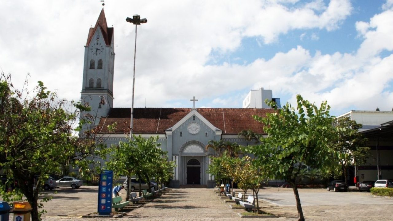 Caminho no deserto - versão gravada pela igreja em Joinville 