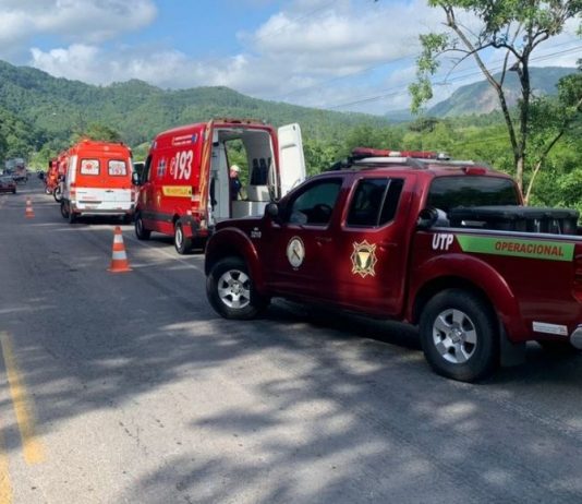 Duas mulheres morrem em grave acidente na BR-470, no Vale do Itajaí