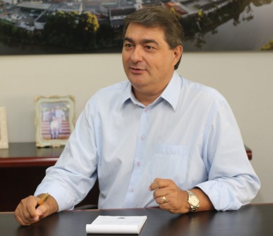 Prefeito de Jaraguá do Sul é proclamado pré-candidato ao Governo de SC pelo MDB