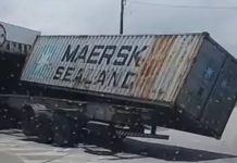 VÍDEO – Caminhão entala em viaduto na BR-101, em Itajaí