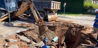 obras na rede de saneamento