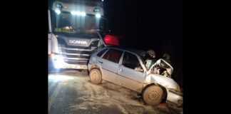 Motorista morre após colisão entre carro e caminhão no Norte de Santa Catarina