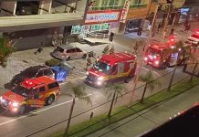Motorista invade calçada e atropela duas pessoas após discussão no Vale do Itajaí