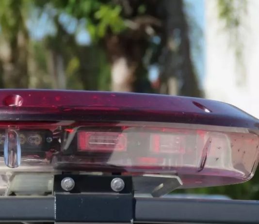 Homem é morto a tiros em barbearia no Jardim Paraíso, em Joinville