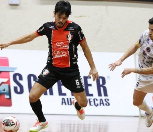 JEC empata com o Joaçaba em casa e segue líder do Campeonato Catarinense de Futsal