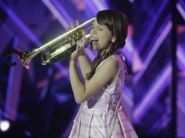 VÍDEO – Joinvilense de 10 anos é destaque no programa de Raul Gil