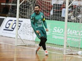 Goleiro Dennis deixa o time de futsal do JEC para atuar em clube no Cazaquistão