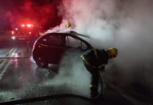 Veículo colide em mureta e pega fogo na BR-280, em Canoinhas
