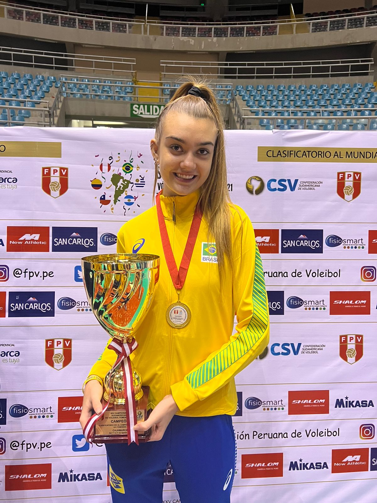 Joinvilense é eleita melhor jogadora do Campeonato Sul-Americano de 