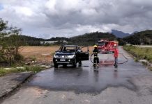caminhonete em chamas