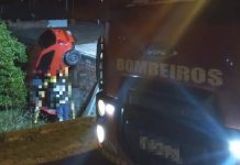 Motorista embriagado perde controle e veículo capota em terreno no Norte de SC