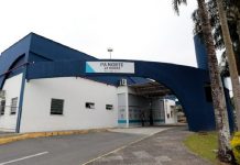 Fachada de prédio do PA Norte onde homem cai de telhado