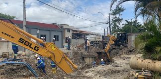 Obra realizada para restabelecer abastecimento de água