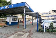 Entrada do Hospital São José, em Joinville