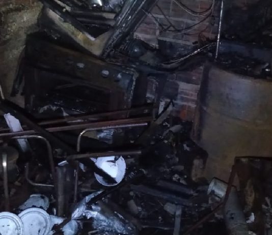 Homem acorda com cheiro de fumaça após incêndio atingir edificação em São Bento do Sul