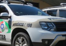 viatura da polícia militar para ilustrar caso do homem esfaqueado no jardim paraíso