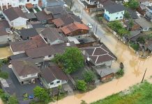 Casas de famílias atingidas por enchente que receberão doação em Joinville