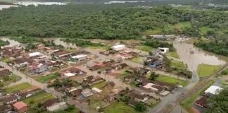 imagem aérea de joinville após alagamentos devido ao grande volume de chuvas