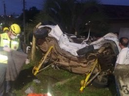 Motorista de carro de Joinville fica preso às ferragens após acidente na BR-280, no Norte de SC