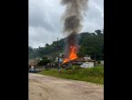 Criança de 4 anos morre em incêndio no Vale do Itajaí